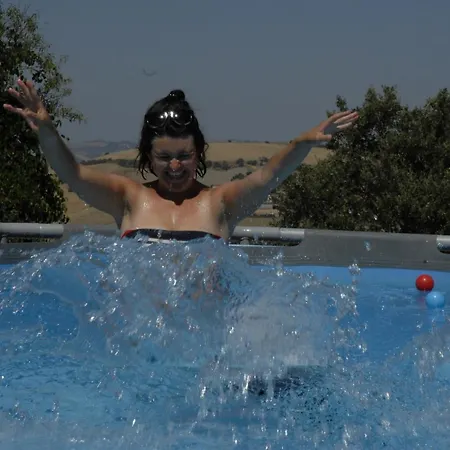 לינה וארוחת בוקר Casa Davina 3*